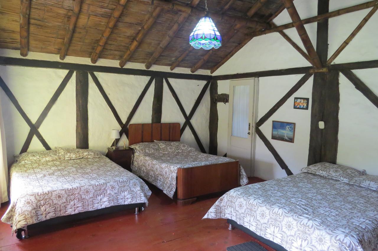 Tarragona Hostal ซานตาโรซา เดกาบัล ภายนอก รูปภาพ