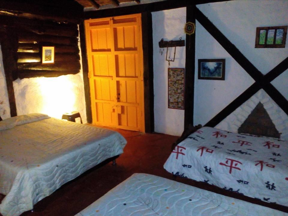 Tarragona Hostal ซานตาโรซา เดกาบัล ภายนอก รูปภาพ